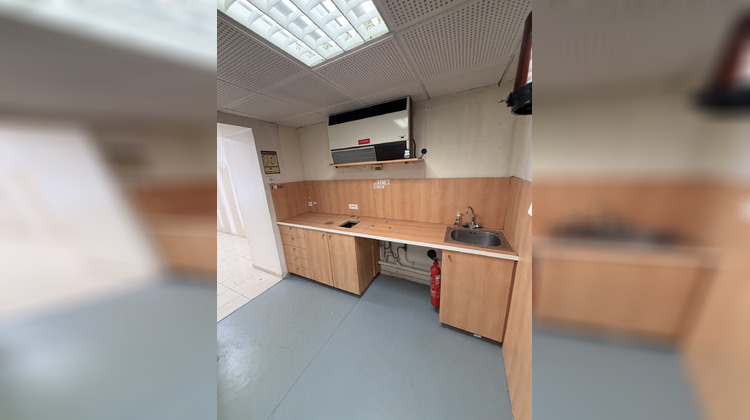 Ma-Cabane - Location Local commercial Gardanne, 81 m²