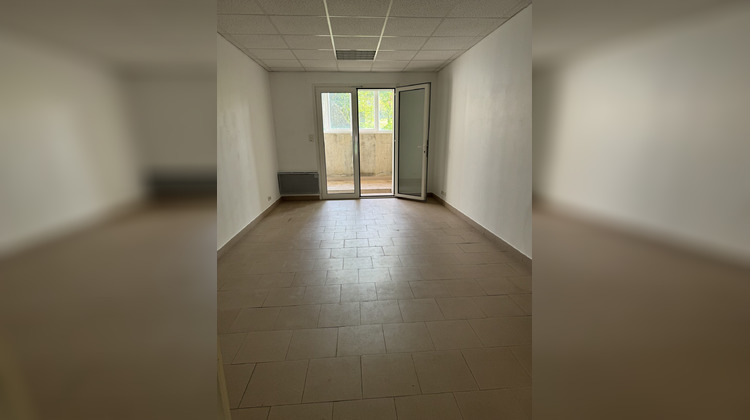 Ma-Cabane - Location Local commercial Gardanne, 40 m²