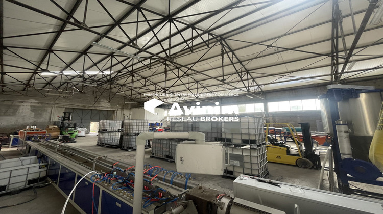 Ma-Cabane - Location Local commercial Gémenos, 1100 m²