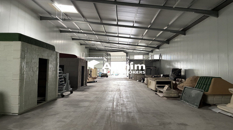 Ma-Cabane - Location Local commercial Gémenos, 1015 m²