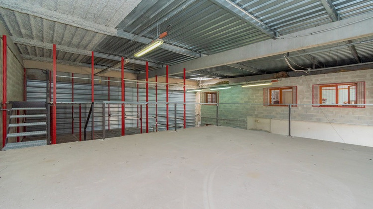 Ma-Cabane - Location Local commercial GEMENOS, 210 m²
