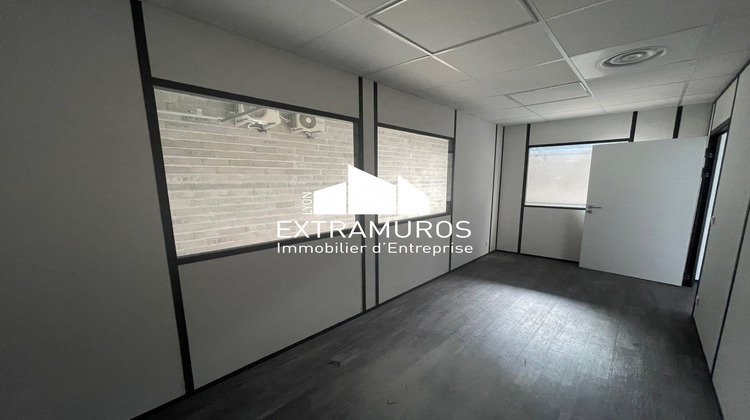 Ma-Cabane - Location Local commercial Genas, 208 m²