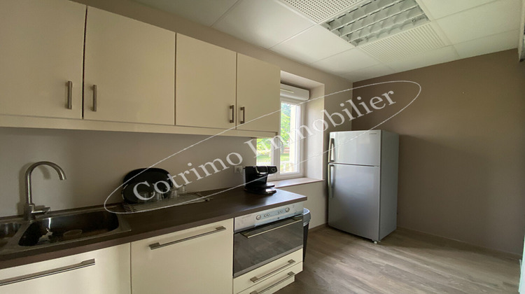 Ma-Cabane - Location Local commercial GENAS, 100 m²