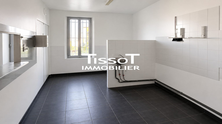 Ma-Cabane - Location Local commercial Générac, 164 m²