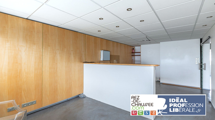 Ma-Cabane - Location Local commercial GENNEVILLIERS, 68 m²