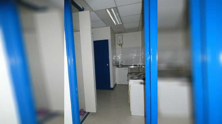 Ma-Cabane - Location Local commercial Gien, 80 m²