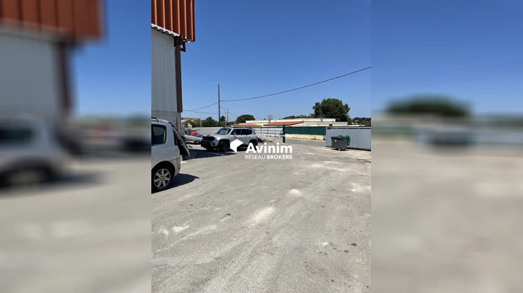Ma-Cabane - Location Local commercial Gignac-la-Nerthe, 360 m²