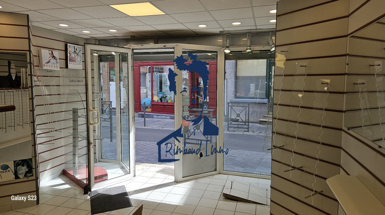 Ma-Cabane - Location Local commercial Givet, 102 m²