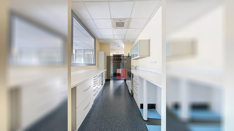 Ma-Cabane - Location Local commercial Gleizé, 190 m²