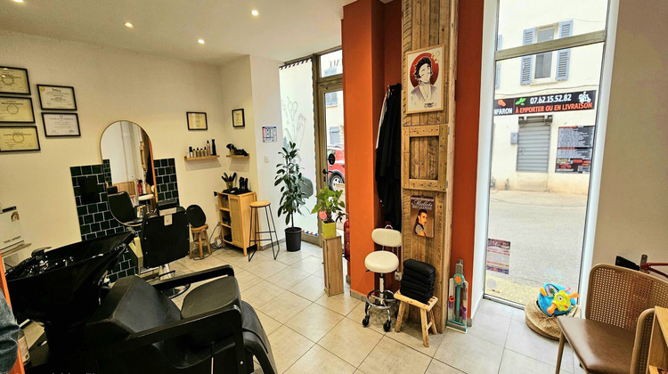 Ma-Cabane - Location Local commercial Gonfaron, 40 m²