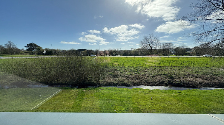 Ma-Cabane - Location Local commercial GOUESNOU, 166 m²