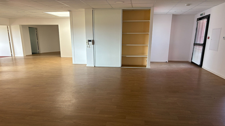 Ma-Cabane - Location Local commercial GOUESNOU, 166 m²