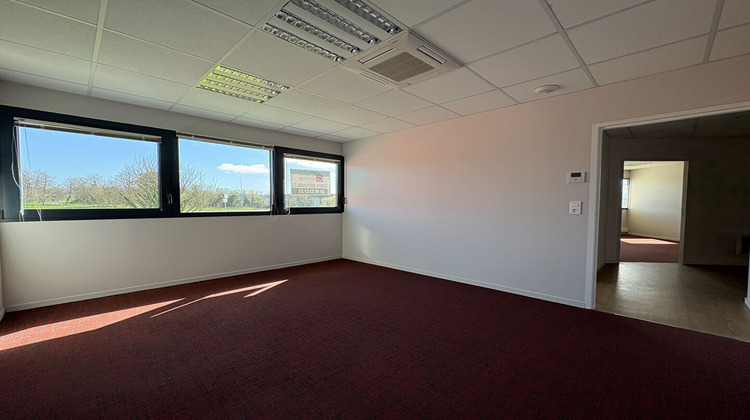 Ma-Cabane - Location Local commercial GOUESNOU, 166 m²