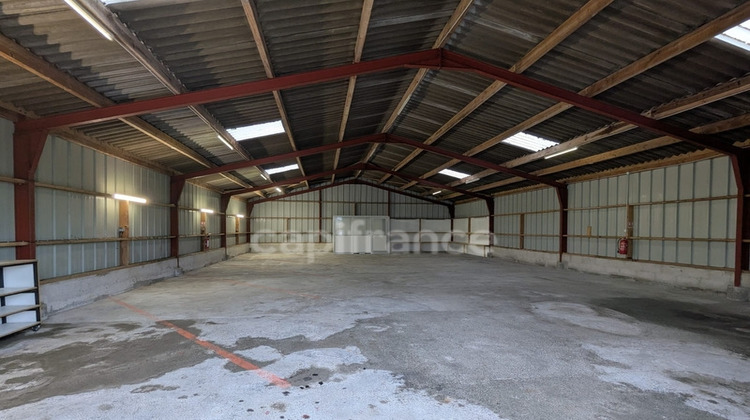 Ma-Cabane - Location Local commercial GRACES, 240 m²
