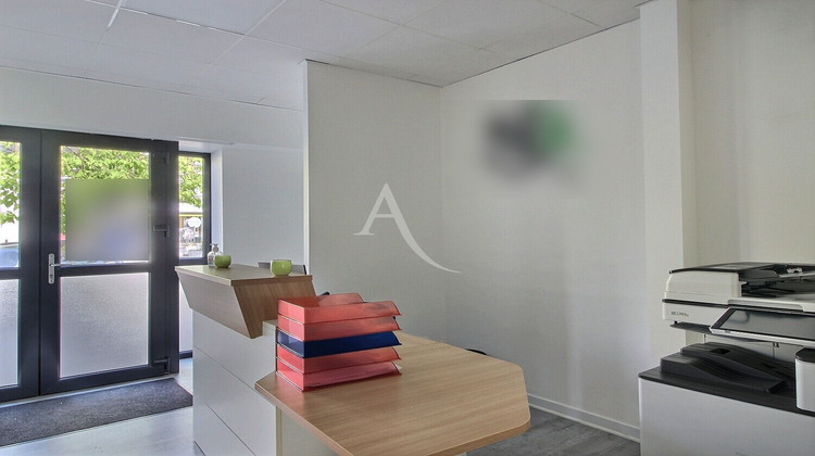 Ma-Cabane - Location Local commercial GRAND-COURONNE, 67 m²