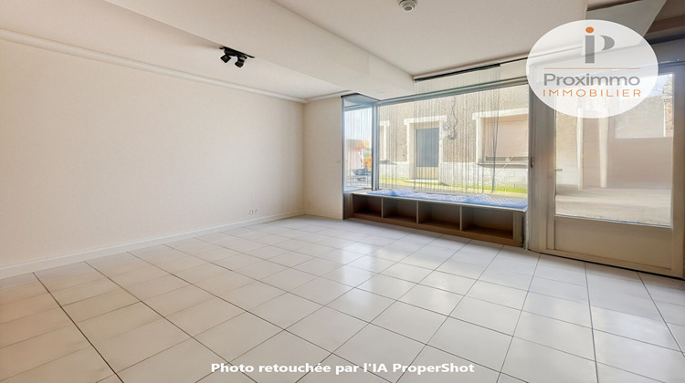 Ma-Cabane - Location Local commercial GRAND-FOUGERAY, 48 m²