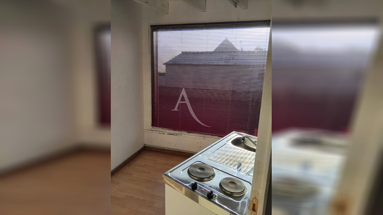 Ma-Cabane - Location Local commercial GREZ-EN-BOUERE, 104 m²