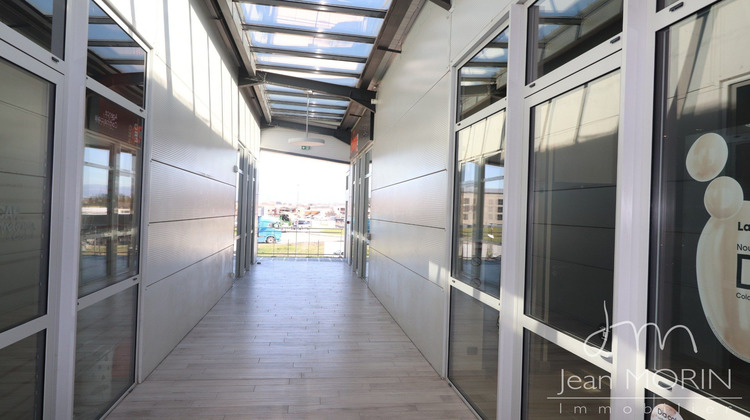 Ma-Cabane - Location Local commercial Guilherand-Granges, 180 m²