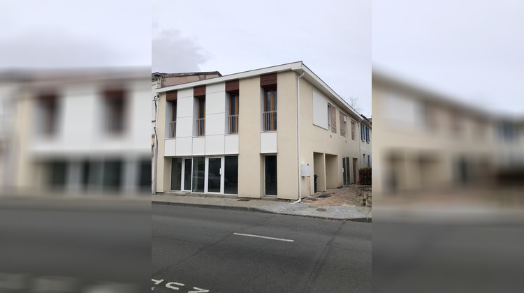 Ma-Cabane - Location Local commercial GUJAN-MESTRAS, 106 m²