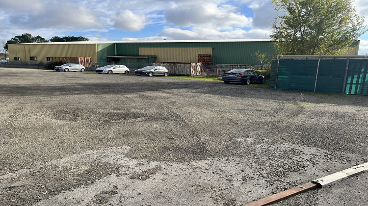 Ma-Cabane - Location Local commercial Hagetmau, 950 m²