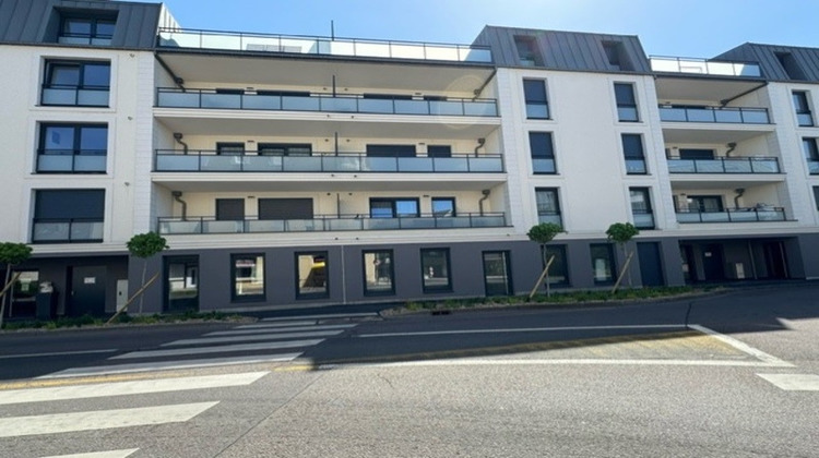 Ma-Cabane - Location Local commercial HAGONDANGE, 96 m²