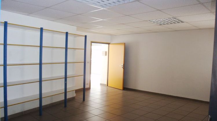 Ma-Cabane - Location Local commercial HENIN-BEAUMONT, 400 m²