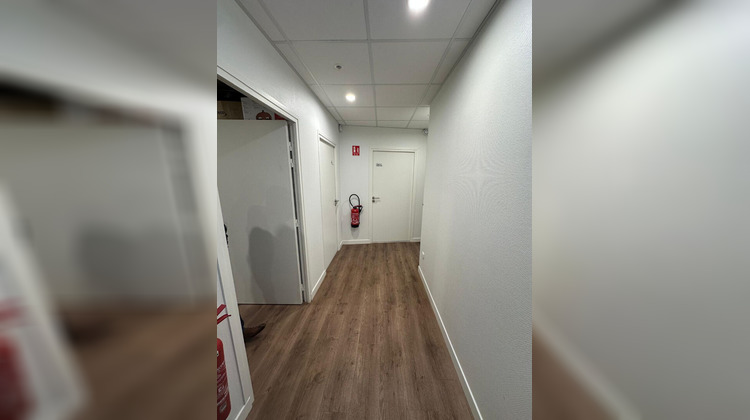 Ma-Cabane - Location Local commercial HENIN-BEAUMONT, 300 m²