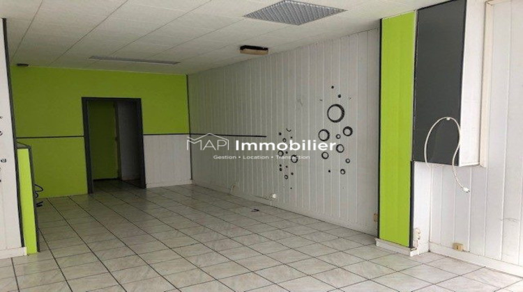 Ma-Cabane - Location Local commercial Hennebont, 32 m²