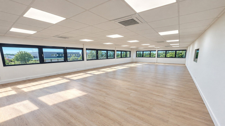 Ma-Cabane - Location Local commercial Herblay, 1159 m²