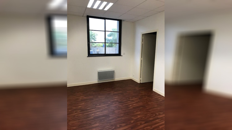 Ma-Cabane - Location Local commercial HEROUVILLE-SAINT-CLAIR, 54 m²