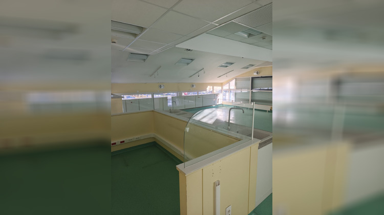 Ma-Cabane - Location Local commercial Hérouville-Saint-Clair, 1050 m²