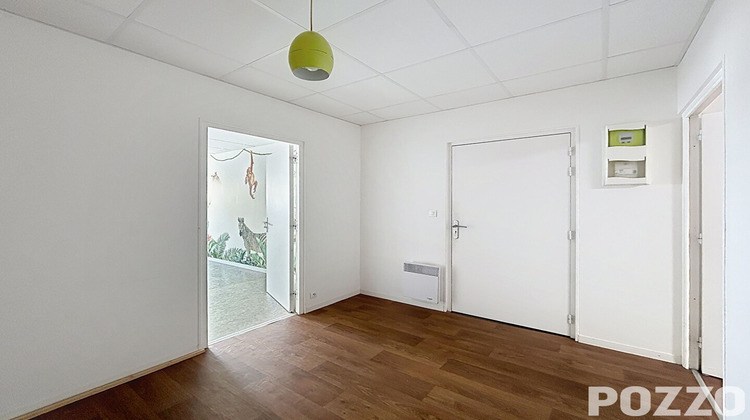 Ma-Cabane - Location Local commercial HEROUVILLE-SAINT-CLAIR, 60 m²