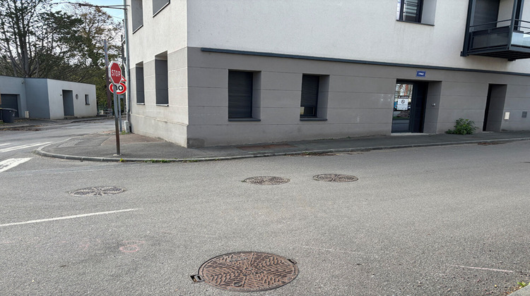 Ma-Cabane - Location Local commercial HEROUVILLE-SAINT-CLAIR, 54 m²