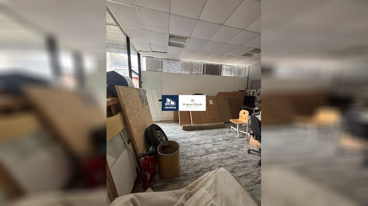 Ma-Cabane - Location Local commercial Hyères, 270 m²