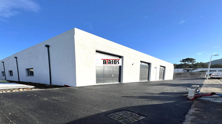 Ma-Cabane - Location Local commercial Hyères, 355 m²