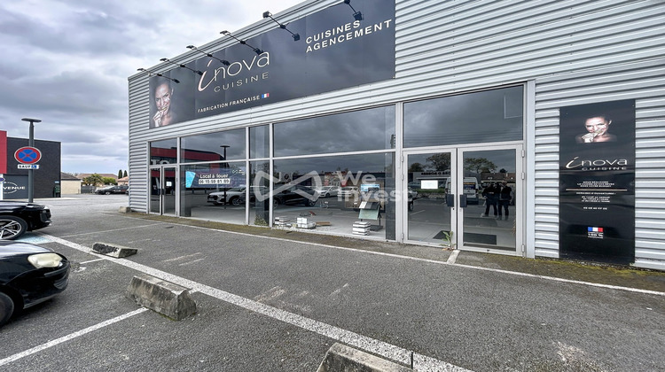 Ma-Cabane - Location Local commercial Idron, 357 m²