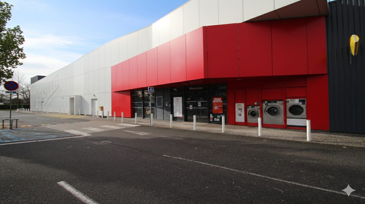Ma-Cabane - Location Local commercial Idron, 1768 m²