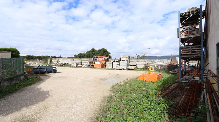 Ma-Cabane - Location Local commercial INGRE, 316 m²