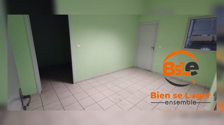 Ma-Cabane - Location Local commercial Issoire, 538 m²