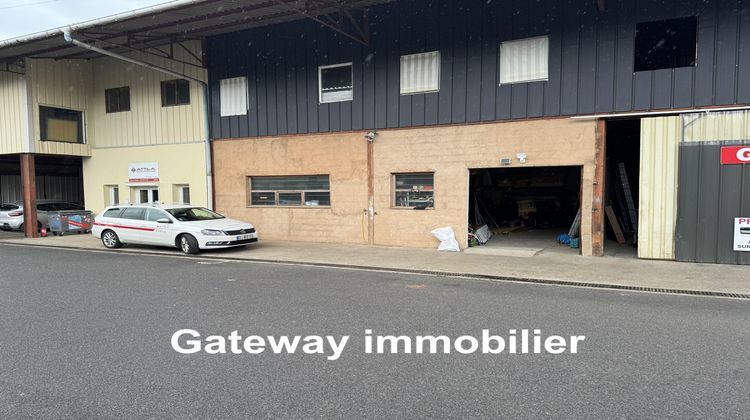 Ma-Cabane - Location Local commercial Issoire, 210 m²