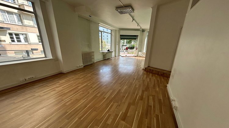 Ma-Cabane - Location Local commercial ISSY-LES-MOULINEAUX, 70 m²