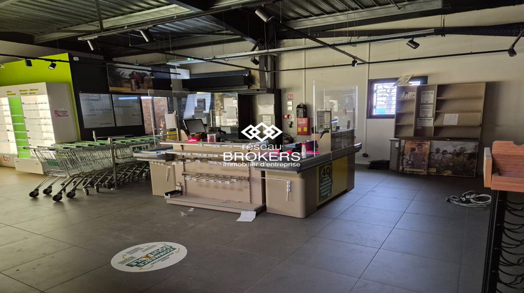 Ma-Cabane - Location Local commercial Istres, 585 m²