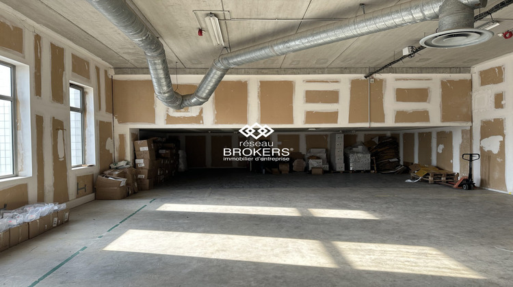 Ma-Cabane - Location Local commercial Ivry-sur-Seine, 283 m²