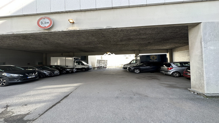 Ma-Cabane - Location Local commercial Ivry-sur-Seine, 283 m²