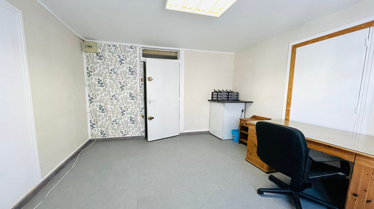 Ma-Cabane - Location Local commercial IVRY-SUR-SEINE, 11 m²