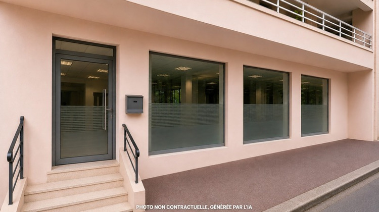 Ma-Cabane - Location Local commercial JUAN LES PINS, 62 m²