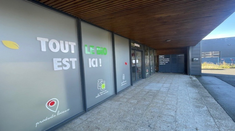 Ma-Cabane - Location Local commercial JUILLAN, 1558 m²