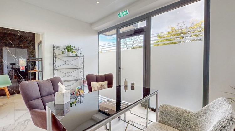 Ma-Cabane - Location Local commercial JUVIGNAC, 11 m²