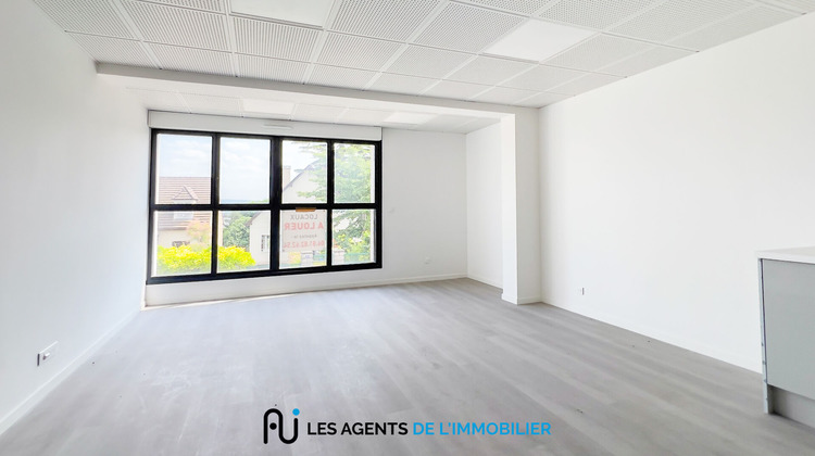 Ma-Cabane - Location Local commercial JUZIERS, 23 m²