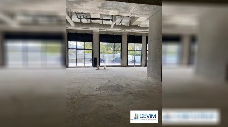 Ma-Cabane - Location Local commercial L'Haÿ-les-Roses, 94 m²